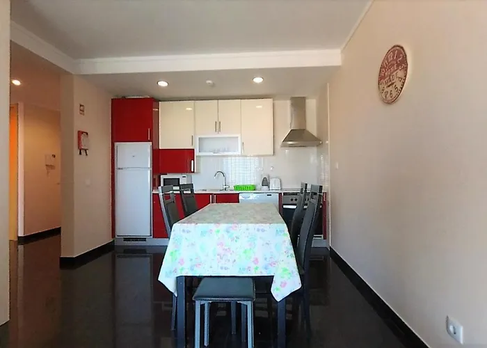 Rocha Tower 13c * Portimão