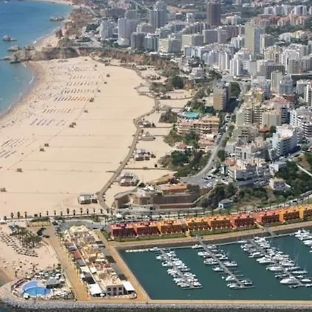 Rocha Tower 13c Appartement